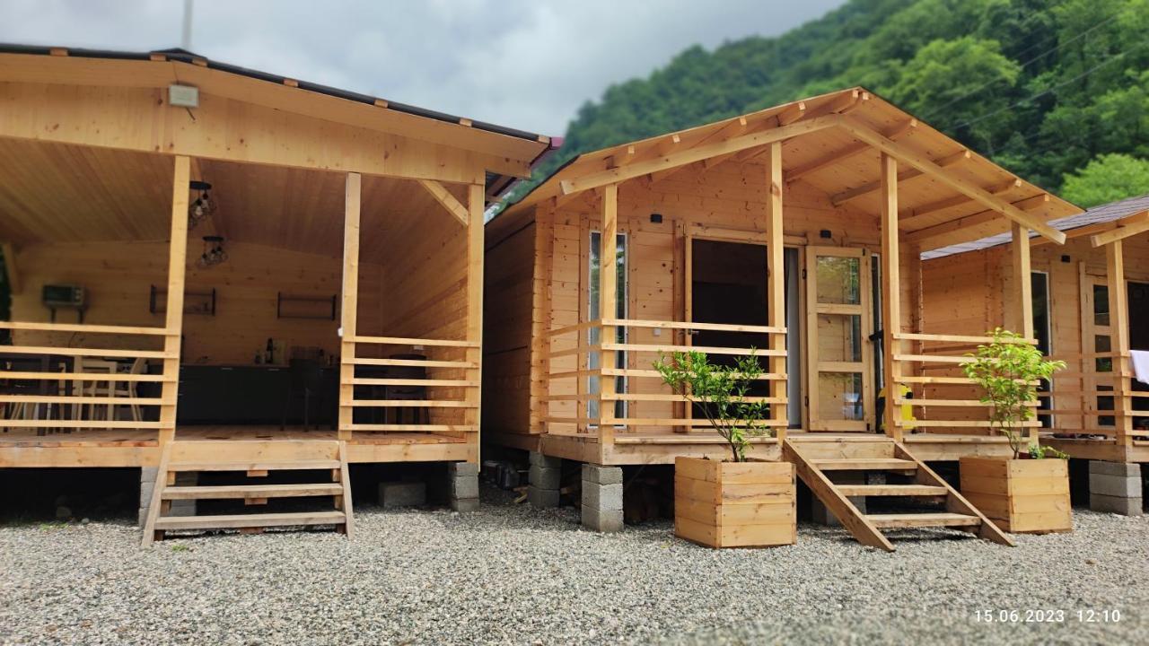 Guest House Ahan กากรา ภายนอก รูปภาพ